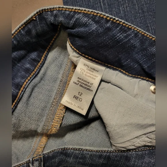 Maurices Women's Mid Rise Blue Jeans - Picture 4 of 6